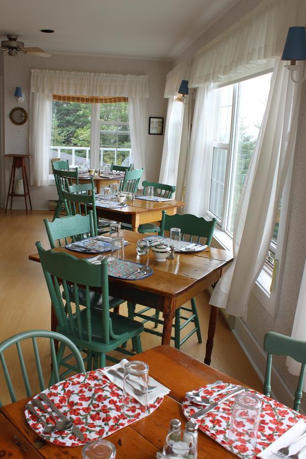Compass Rose Heritage Inn North Head ภายนอก รูปภาพ